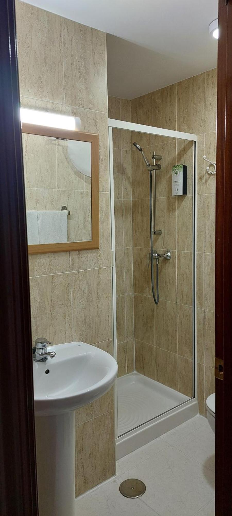 Hostal Rosales Aranda de Duero Exterior photo